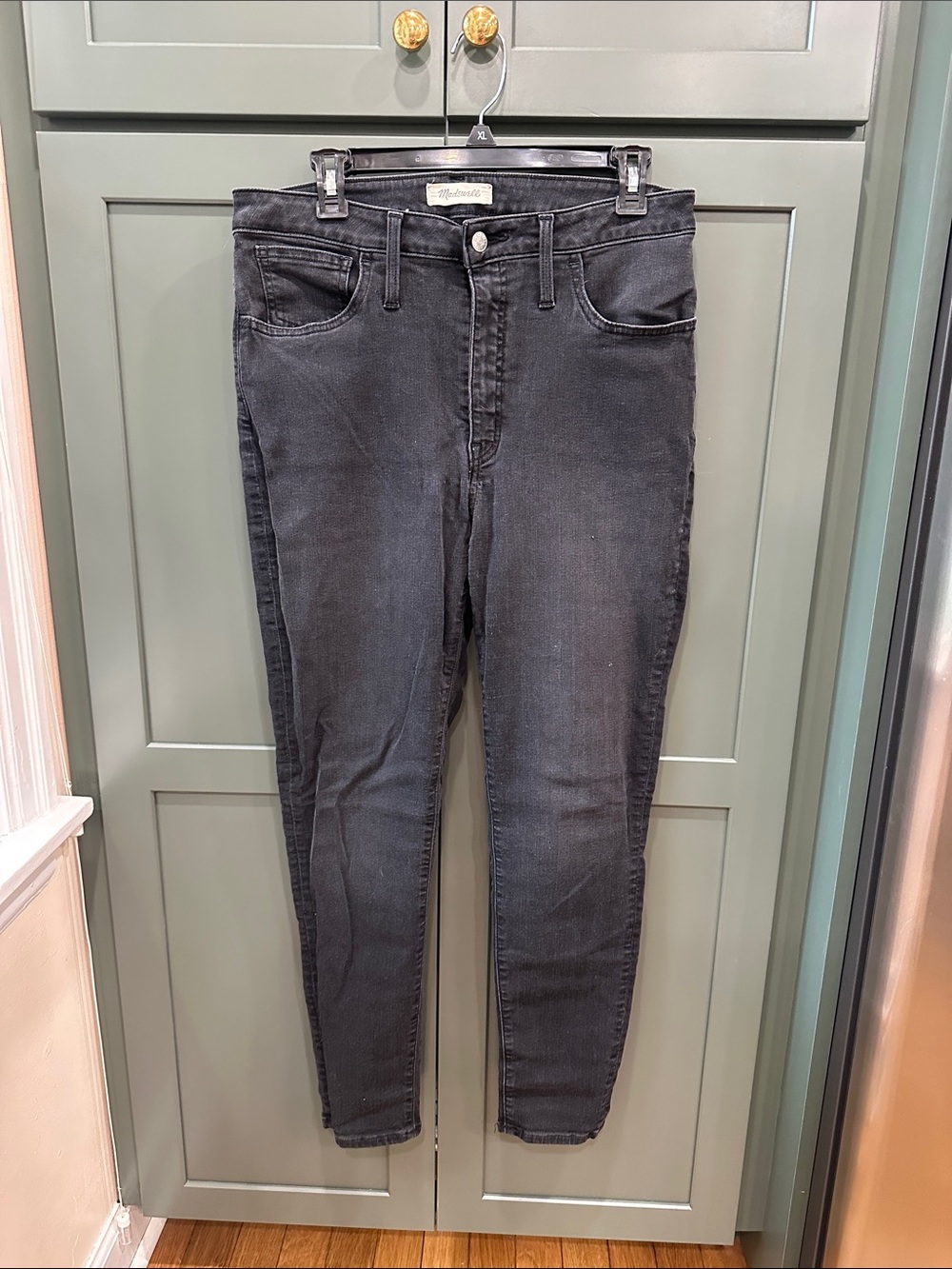 Madewell balck curvy roadtripper jeans